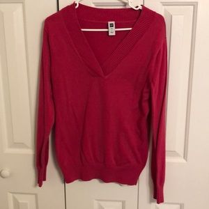 Gap hot pink v neck sweater size L